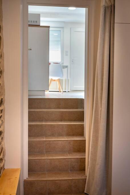 Le Cocoon - Appartement Dans Maison Du Xviieme Siecle Fougères Eksteriør billede